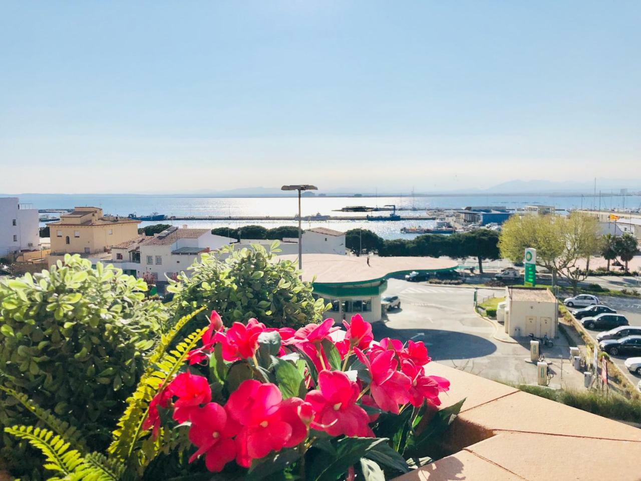 Roc Mar 3 3D - Apartamento Cerca Del Centro Y De La Playa - Terraza Con Vistas Al Mar Y Al Puerto Roses Bagian luar foto